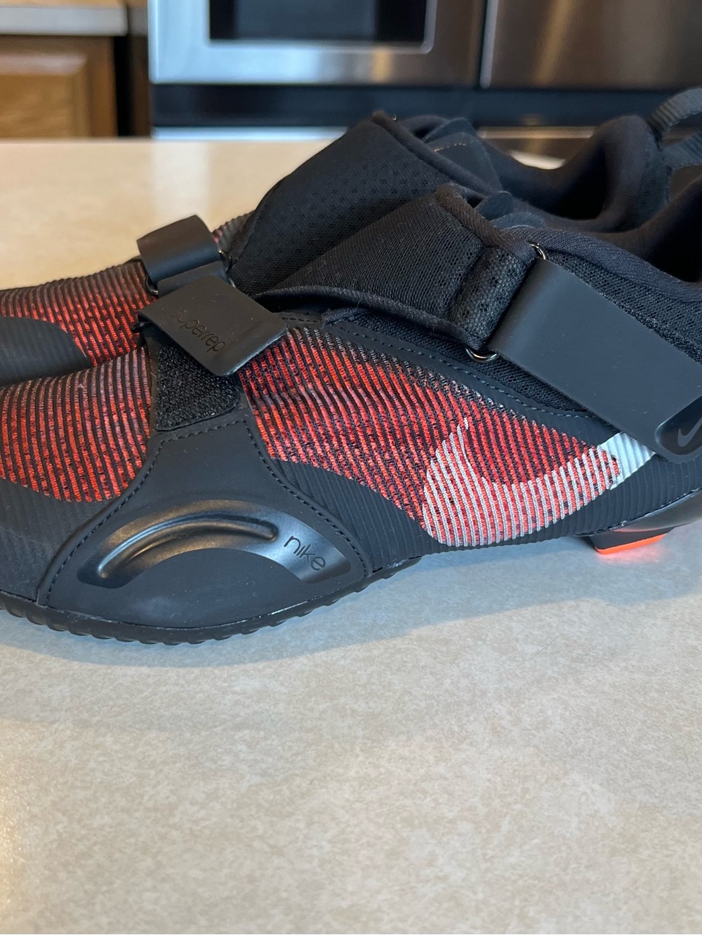 Nike SuperRep Cycle Indoor Cycling Shoes Womens Size 9 Black Red Silver.